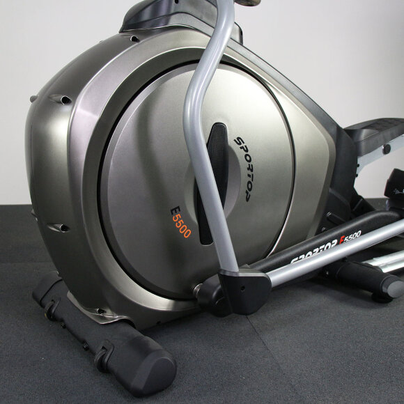 Эллиптический тренажер Sportop E5500 Эллиптический тренажер Sportop E5500