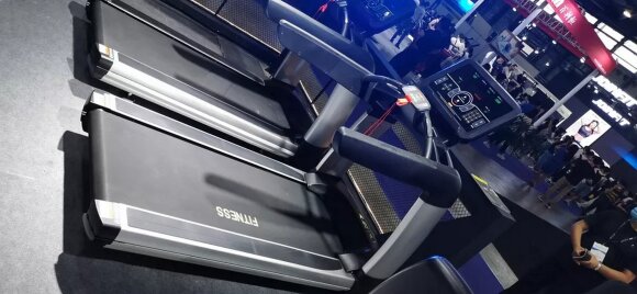 Беговая дорожка Insight Fitness TT-X10 Беговая дорожка Insight Fitness TT-X10